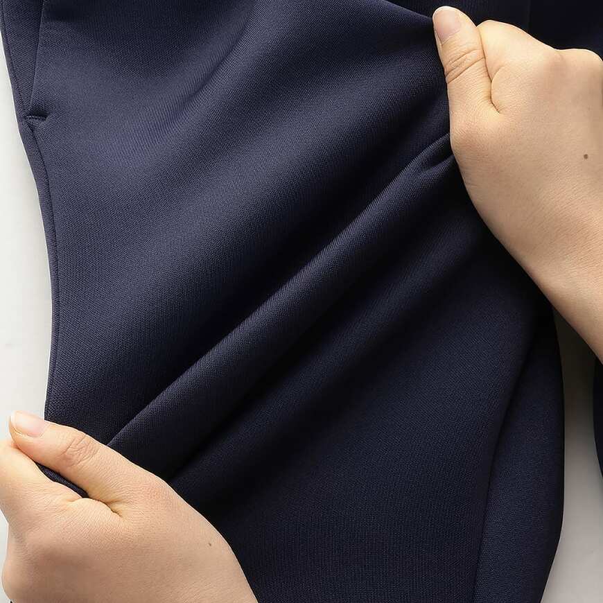 出所：ワークマン公式　レディースストレッチライトEXEパンツ