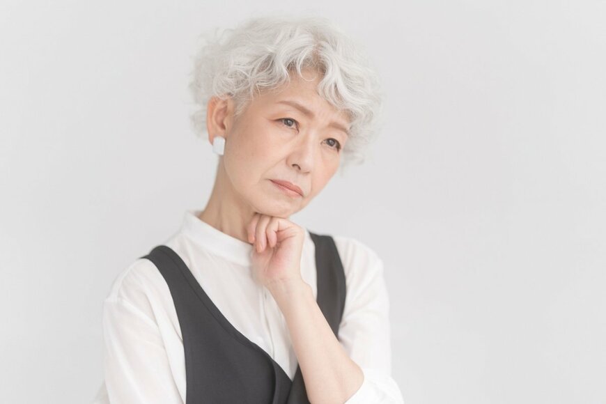 【60歳代おひとりさま】貯蓄額「平均値と中央値」はいくら？年金だけで生活できるのか