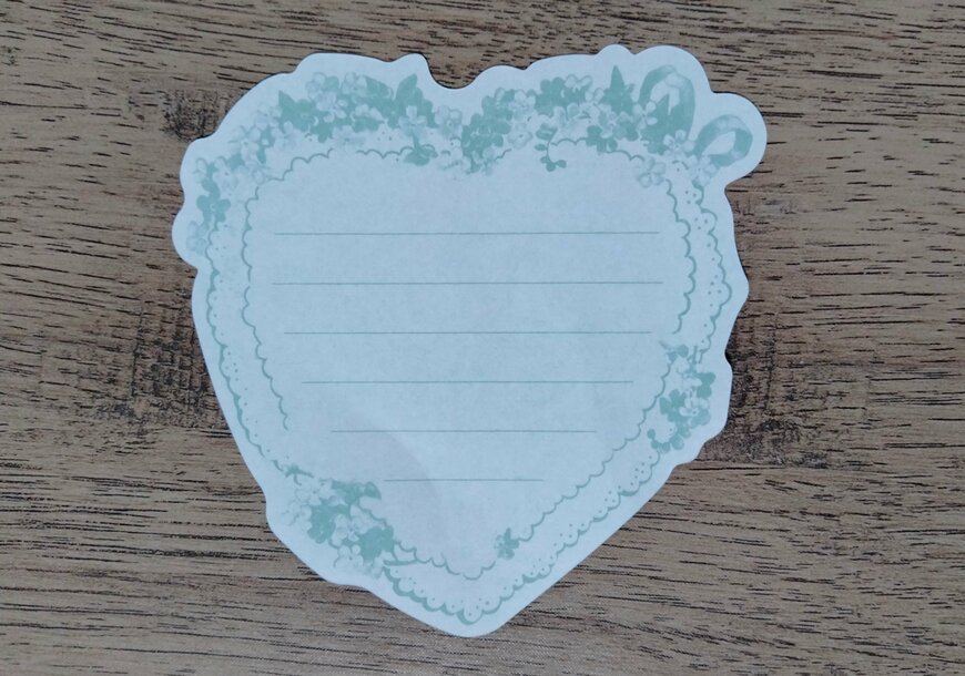 筆者撮影（セリア、ミニレターセット 4セット ロマンティックファンタジー）