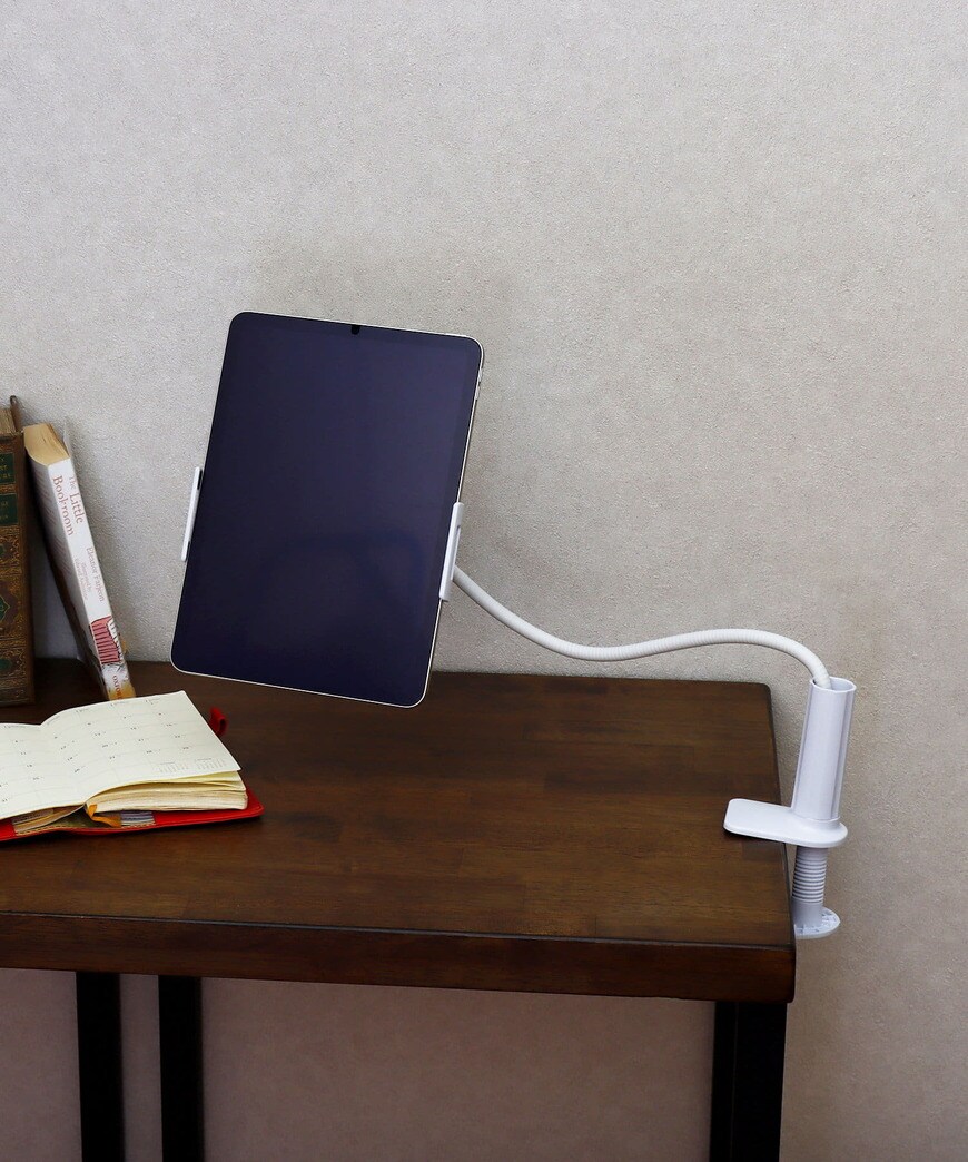 出所：パルグループ公式ファッション通販サイト 3COINSタブレットホルダー 