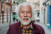 【貯蓄額の一覧表】70歳代おひとりさま世帯で「貯蓄3000万円以上」の割合は？【2024年3月公開の最新データ】