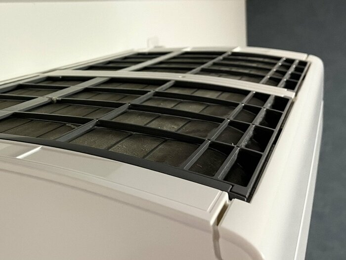 何回かスティックをスライドさせただけで、埃が取れてキレイになりました！