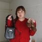 【ぽっちゃり服】しまむらの赤ニット×GUのデニムで作る4L秋コーデ！大人可愛いプラスサイズファッションに「赤いニットがめちゃくちゃ似合ってます」の声