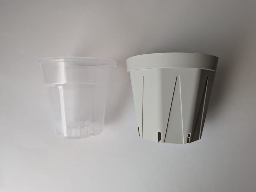 スリット鉢のカラーは3色展開です