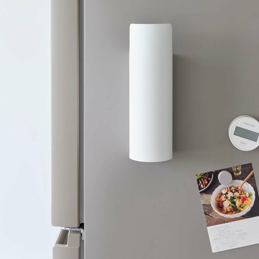 出所：山崎実業公式　マグネット目隠しスプレーホルダー タワー