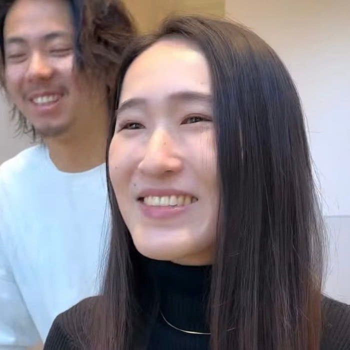 【大変身】スーパーロングの女性がショートで大胆イメチェン！「すごく気に入りました」と大満足の仕上がり