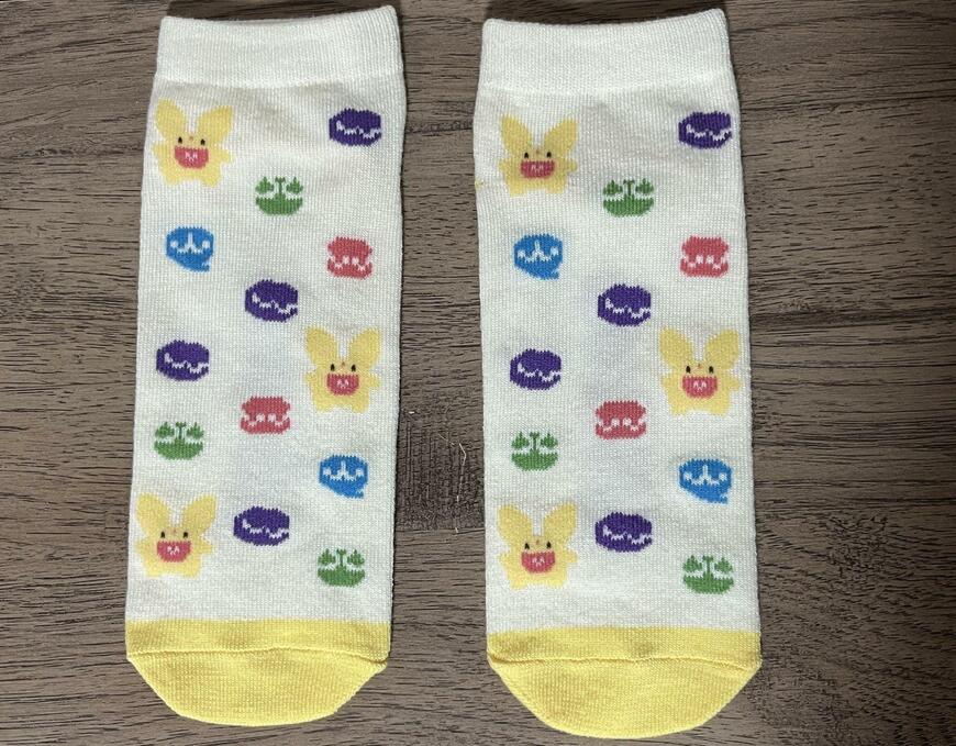 セリア、ぷよぷよ靴下 22-24cm ショート丈画像