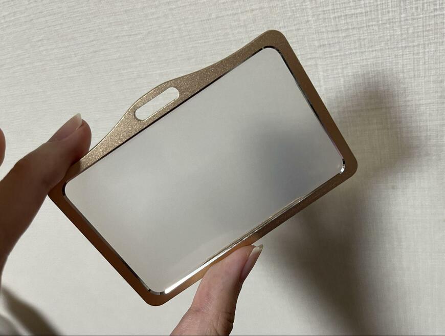 ダイソー、アルミ合金IDケース画像