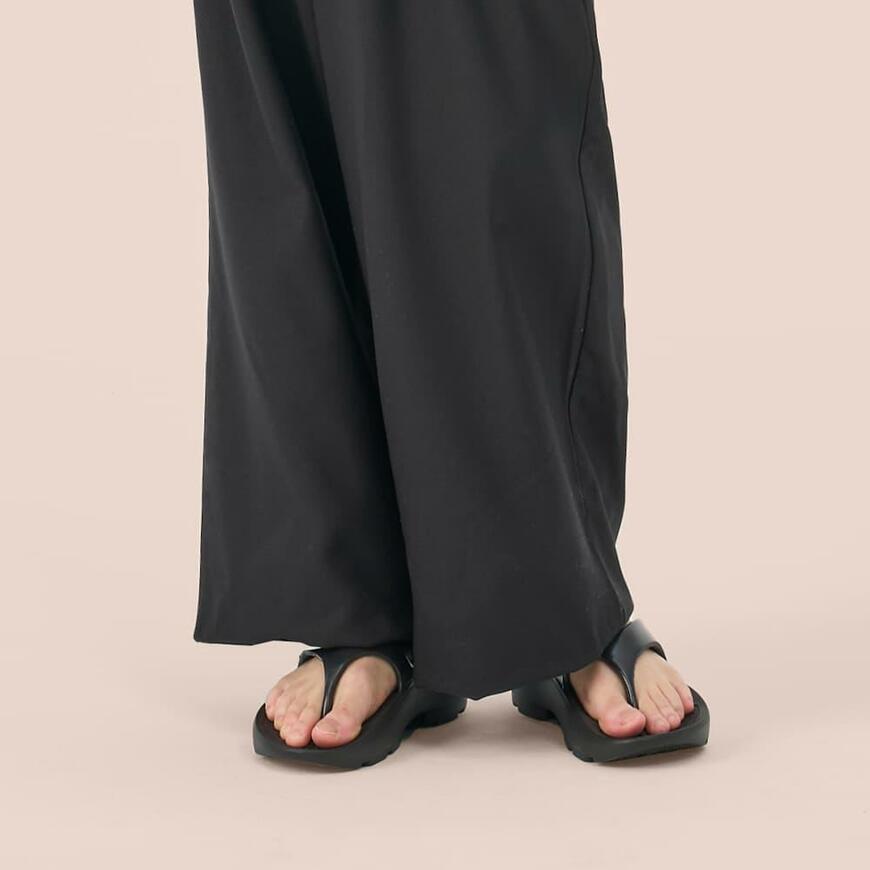 シックソールサンダルトング