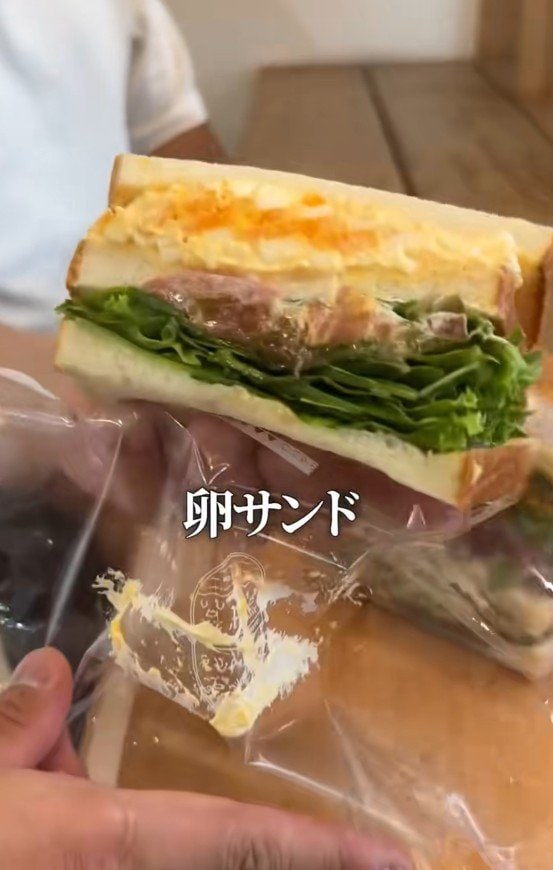 とてもおいしそうな卵サンド！