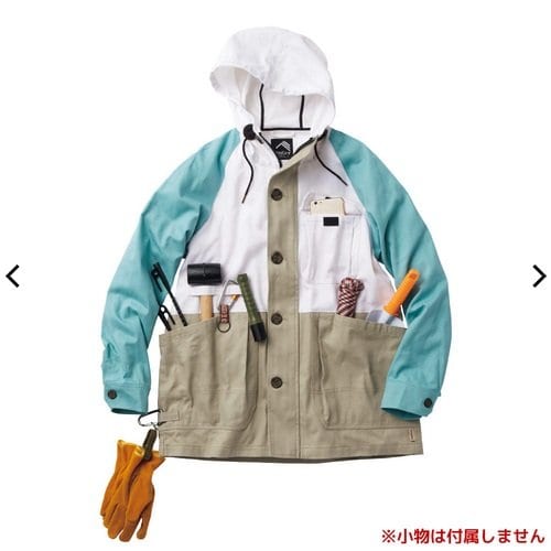 便利なハンマーループや、カラビナループも付いていて、キャンプデビューにもおすすめの1着