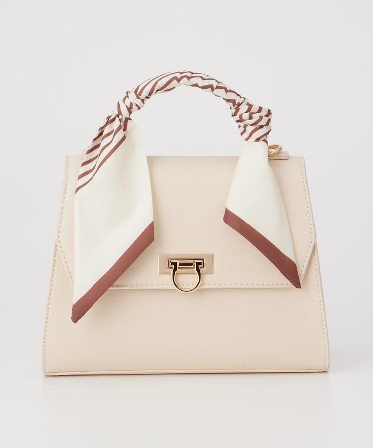 出所：ハニーズ公式通販 スカーフ付フラップバッグ