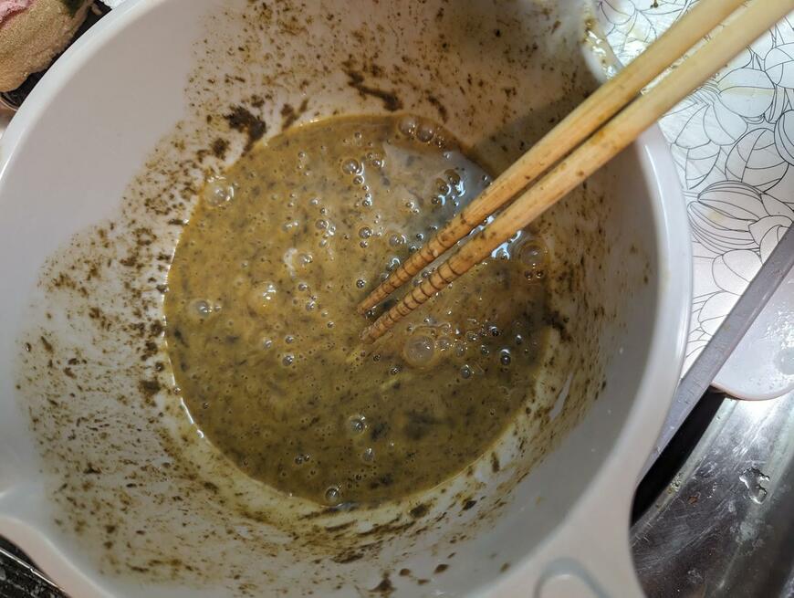 卵と混ぜたカニみそ