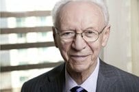 【富裕層・超富裕層】日本にどれくらいいる？割合と純金融資産額を解説｜年代別の貯蓄状況もチェック