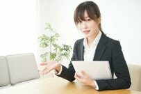 2026年度は国の一律給付なし。「自治体独自の給付」を見つける3ルートを、元公務員が話します