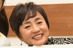 「コデマリ」が開花！橋本志穂が自宅の庭を紹介。「綺麗ですね」「ホントに癒される」と反響。実をつけた梅も