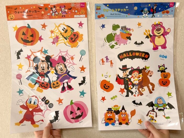 今回購入したウォールステッカーは、ミッキー＆フレンズとトイ・ストーリーの2種類