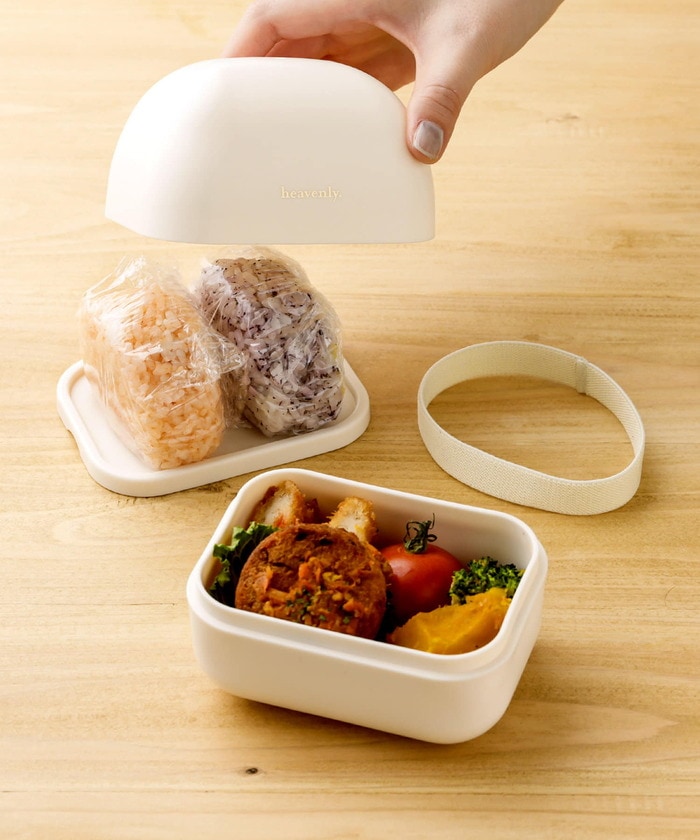 おにぎりがメインの日に便利なお弁当箱