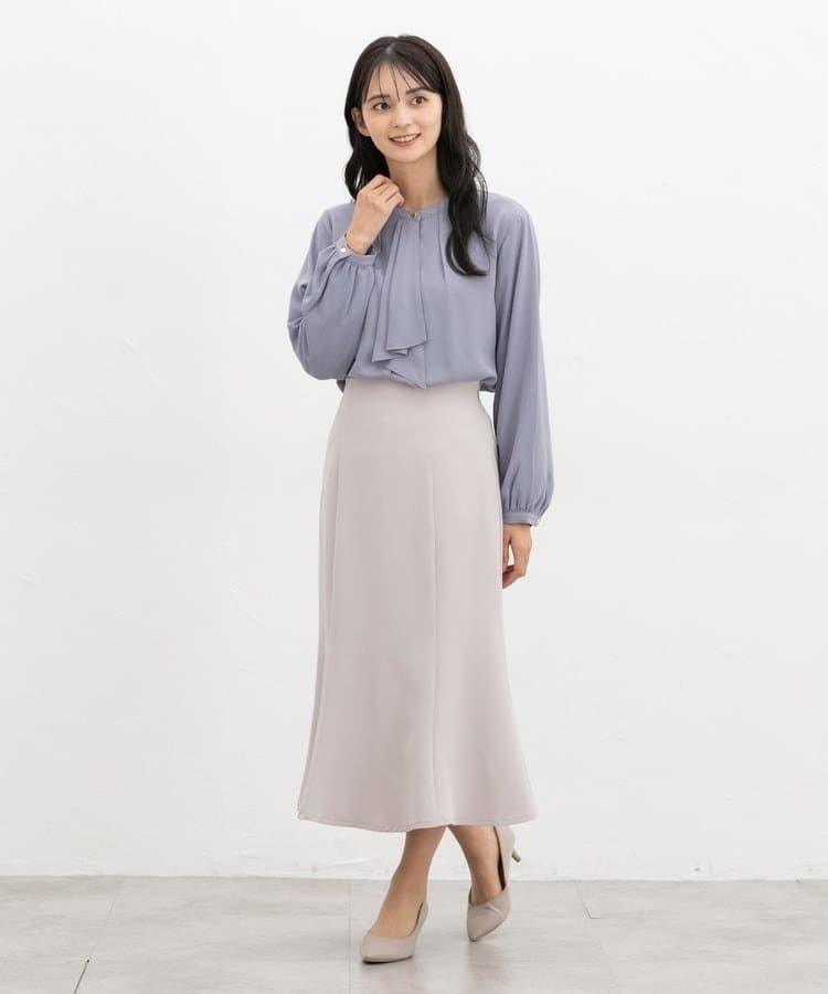 出所：ハニーズ公式　あったか裏地ボウタイブラウス