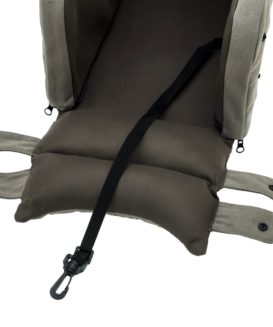 出所：3COINS公式　ドライブベッド