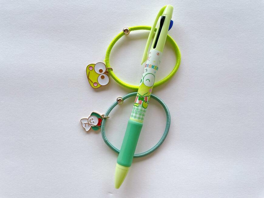 3色ボールペンけろけろけろっぴ、チャームバンド KR なかよし(けろけろけろっぴ)
