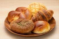 パンの消費量が多い都道府県は?1位は京都市の年52.4kg、全国平均41.8kgとの差を県庁所在市別に比較