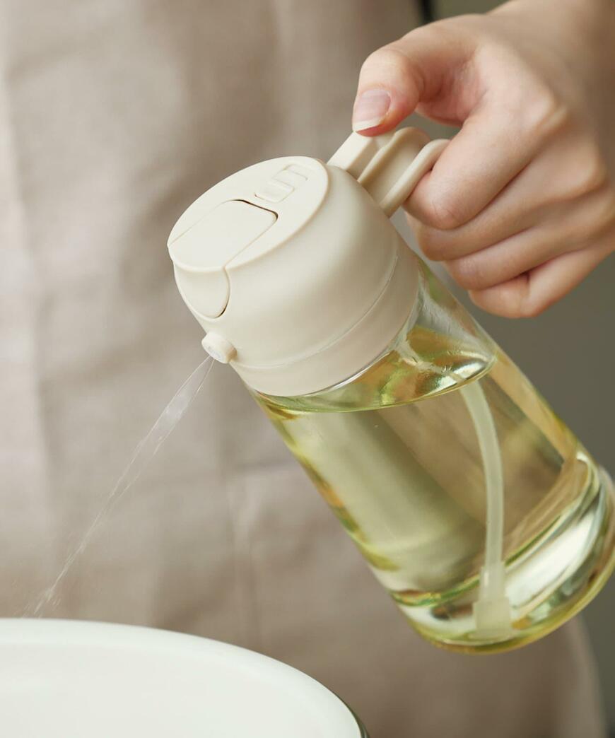 出所：パルグループ公式ファッション通販サイト 3COINS 《2WAY》オイルスプレーボトル／KITINTO