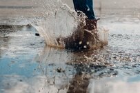 梅雨シーズンはこれ1足でいいかも！【コメリ】オリジナル防水ブーツで足元が快適！