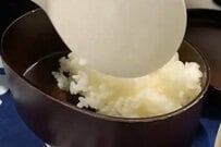 【冷蔵庫が空っぽ】夫の急な出勤に焦る妻　本当に寄せ集め？あるものだけで作る「超豪華弁当」に目を疑う