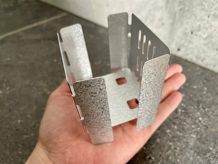 6ヶ所折るだけであっという間に組み立て完了