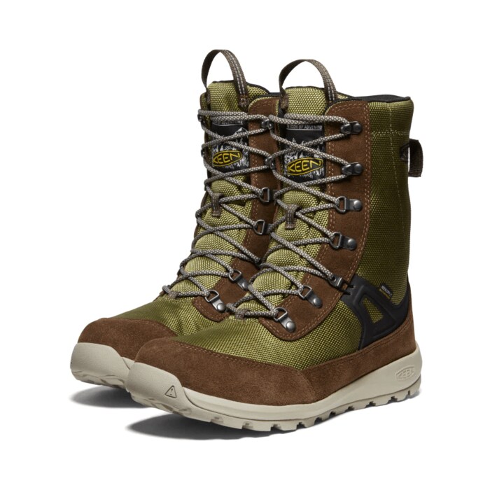 防水、防臭機能も備わっており、アウトドアでも大活躍