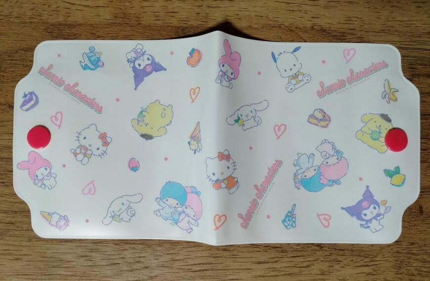 筆者撮影（セリア、仮置きマスクケース M/X フレーバー）