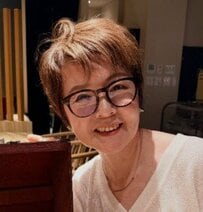 【60代マダム】しまむら『ドットパンツ』のシンプル着こなし術が素敵　「この季節に最高」
