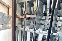 1980年代に稼働していた「アイス自販機」に思わず目を疑う　中から出てきた40年前のアイスに仰天