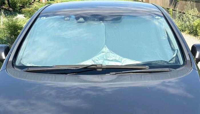 ダイソー　タッチアップ式サンシェード