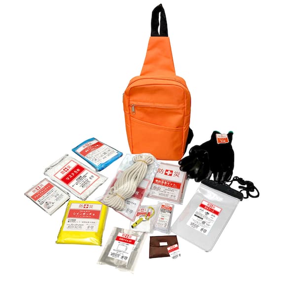 出所：ニトリ公式通販ニトリネット　防災用品13点（YBD-13 ボディバッグセット）