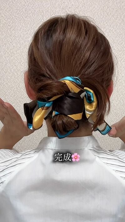 1分で簡単まとめ髪！