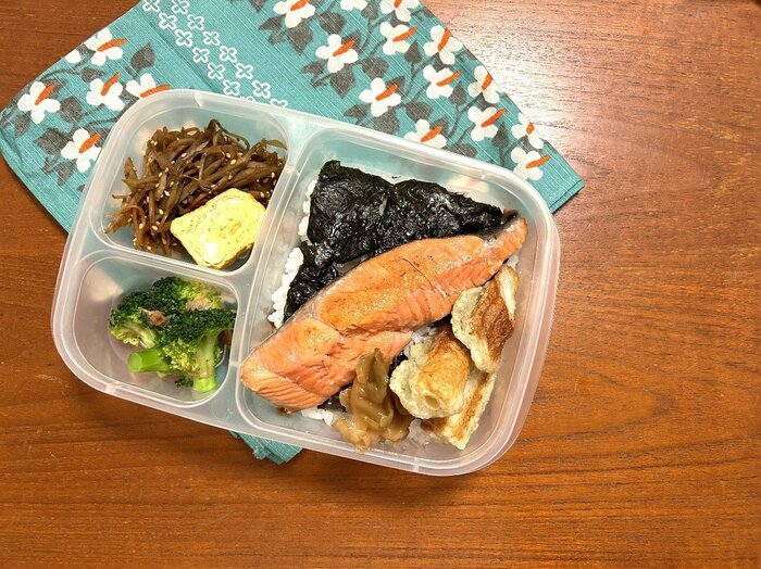 時間をかけずに食材を詰められるのが最大の魅力