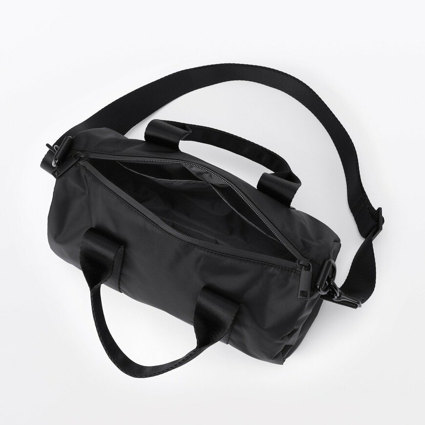 出所：無印良品ネットストア　再生ナイロンミニボストンバッグ