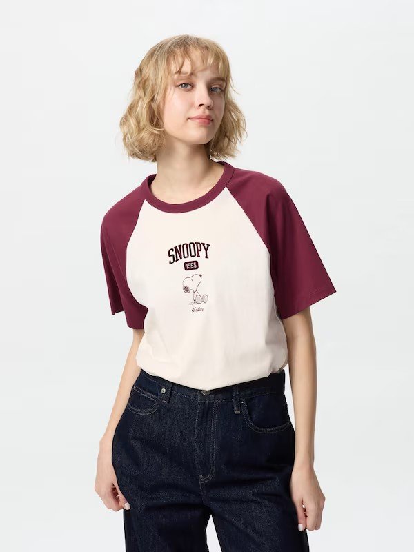 ユニクロ公式　ピーナッツUT（RED）画像