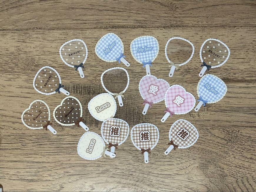 セリア、クリアフレークシールオタクの心情うちわ画像