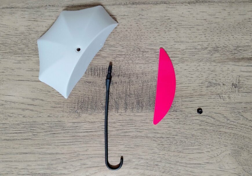 筆者撮影（セリア、インテリアフックアンブレラ）