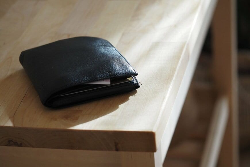 自宅でなくした財布を「まさかの場所」で発見　預言者のような夫の一言に衝撃「よく盗られませんでしたね」