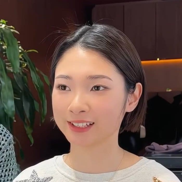 【大変身】「他店で襟足を刈り上げられた」と悩む女性がハンサムショートでお直し！仕上がりに「めちゃキュッとしている」と笑顔