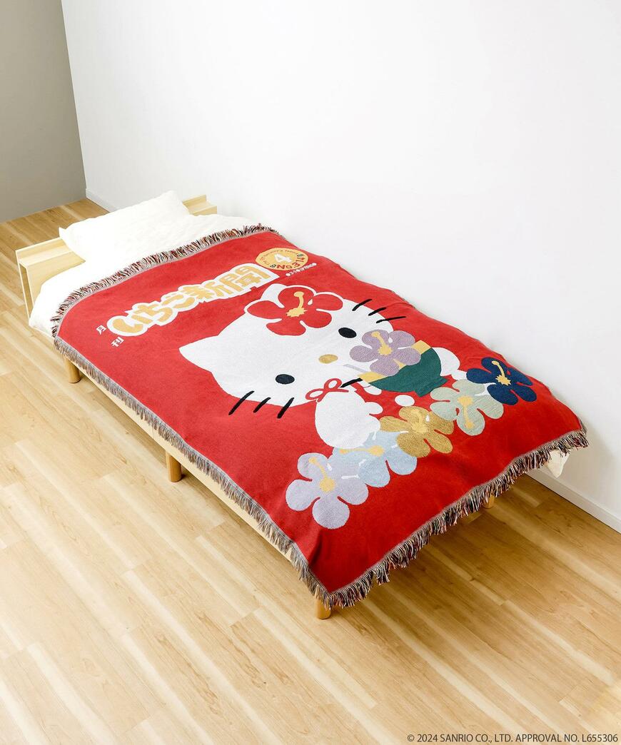 出所：パルグループ公式ファッション通販サイト 3COINS 《超BIGサイズ！》いちご新聞WEB限定マルチファブリック／サンリオキャラクターズ