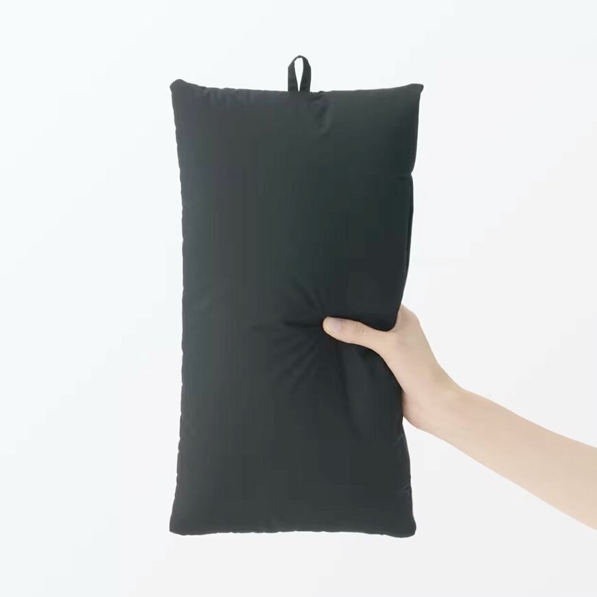 無印良品公式　吸湿発熱中わた表面撥水パッカブル　ケープ