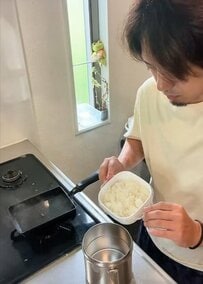 「何にもないと言いつつ素晴らしい」シングルファザーが高校生の息子に作る！彩りバッチリ＆おかずギッシリ「愛情弁当」が話題