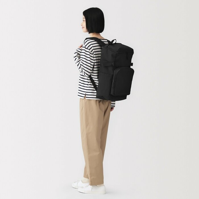 荷物を入れた後の背負いやすさまで工夫されているのがいいですね