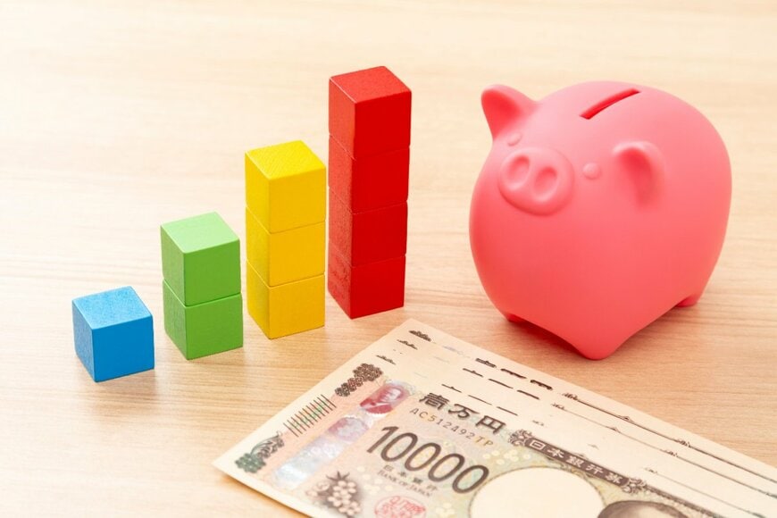 【個人向け国債 VS 定期預金】金利上昇のいま、選ぶならどっち！？金利シミュレーションと賢い使い分け方法を解説