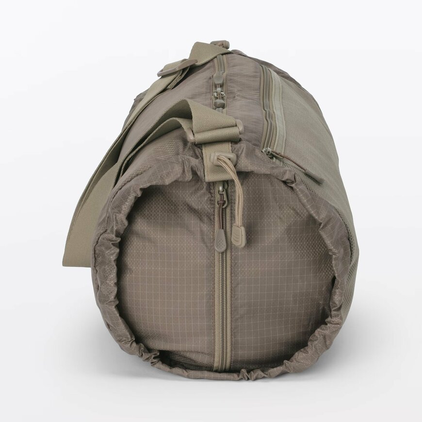 出所：無印良品ネットストア　撥水　リップストップ　ショルダーバッグ